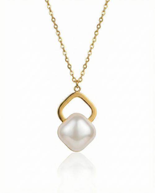 Rhombic-Aperture & Nacreous Necklace
