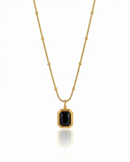 Noir-Emerald Onyx Necklace