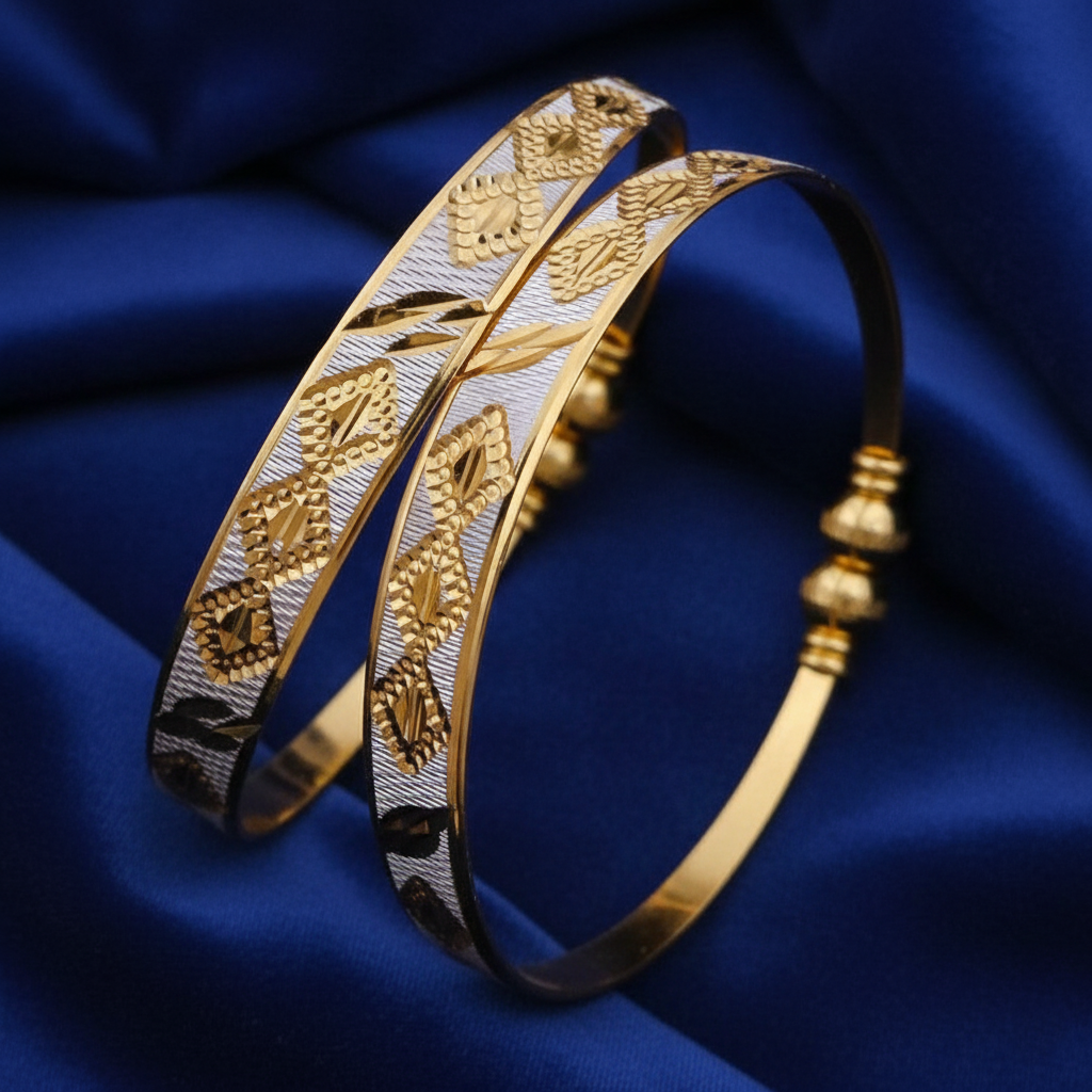 Elegant Two-Tone Diamond Motif Kangan Pair