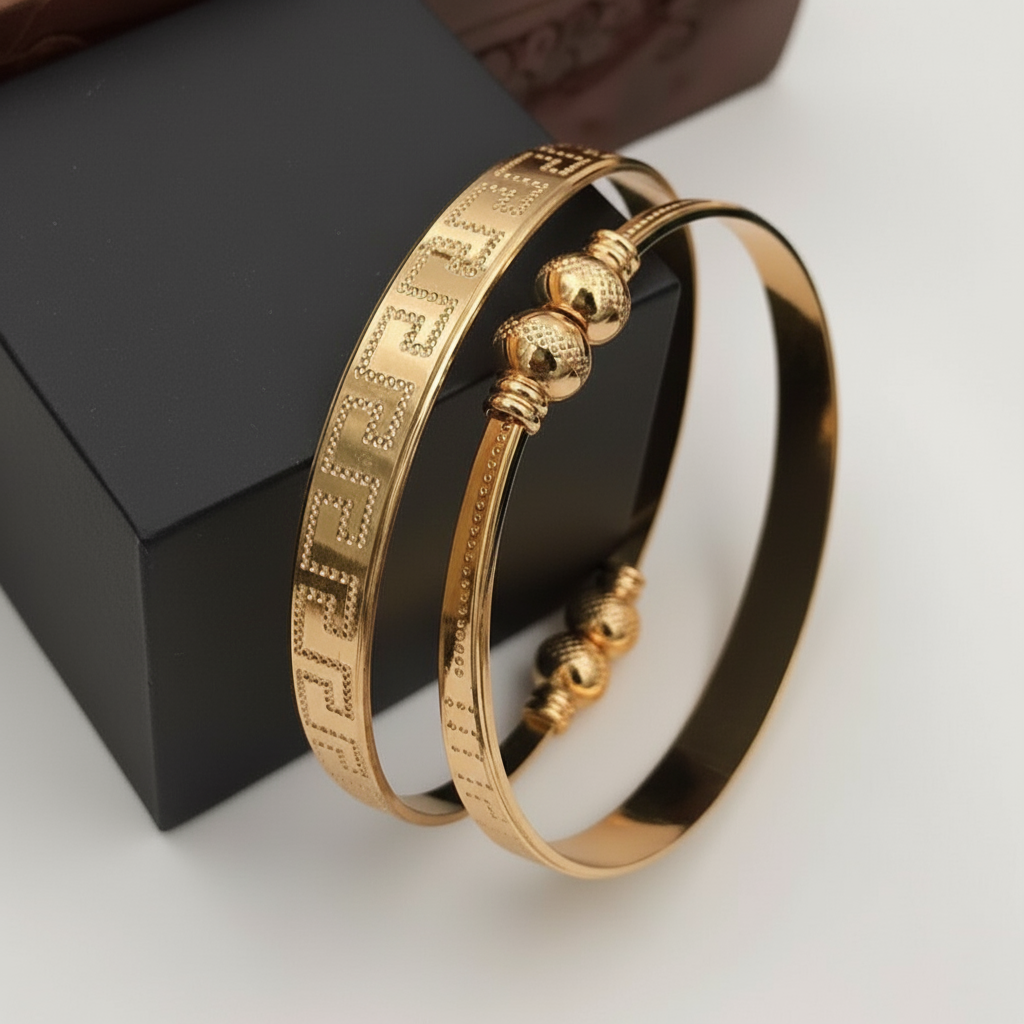 Chic Gold Plated Greek Key Kangan Set