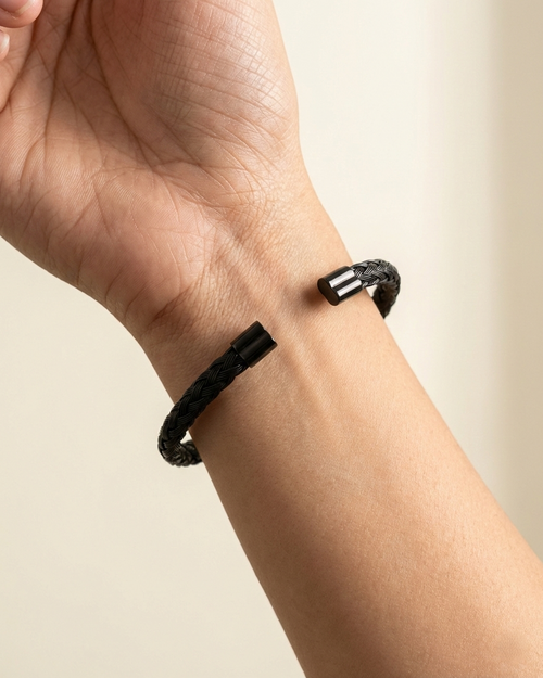 Noir-Matte Interwoven Kada